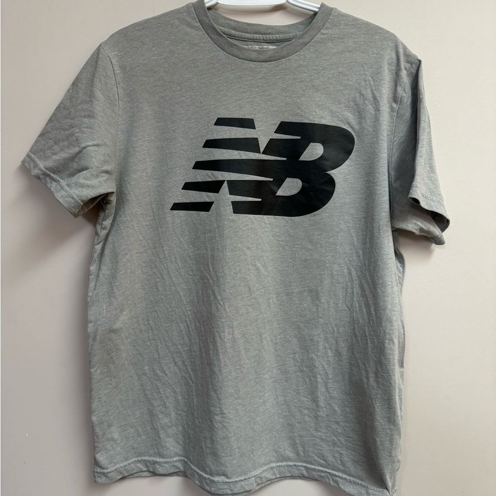 New balance t-shirt